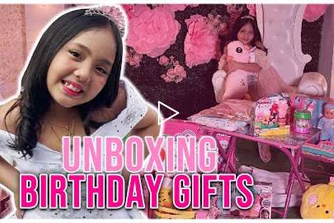 UNBOXING MY BIRTHDAY GIFTS | TYRONIA FOWLER