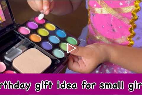 Vlog aik phupo ka pyar/ phupo buying unboxing birthday gifts for her bhateeji/ gift ideas for girls