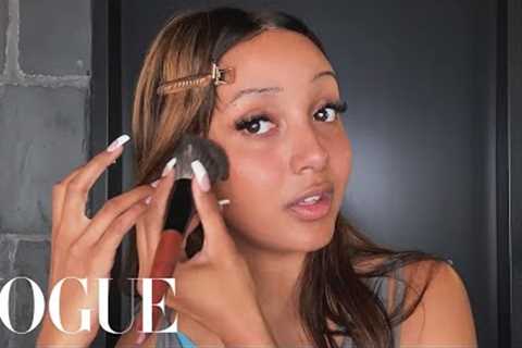 PinkPantheress’s Beyoncé-Inspired Thin Brows Beauty Routine | Beauty Secrets | Vogue